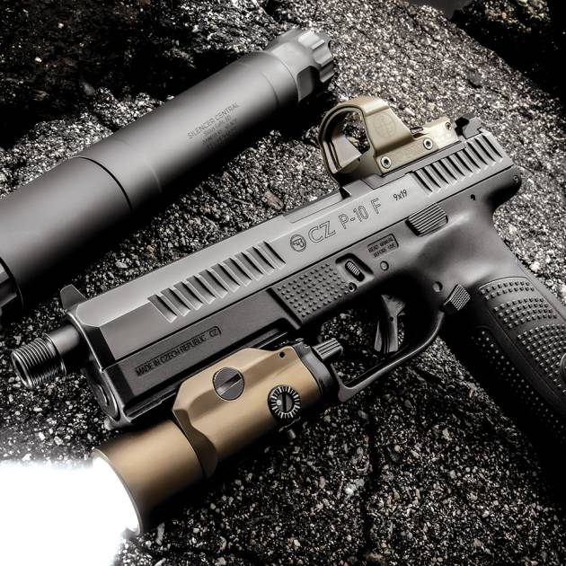 CZ P-10 F